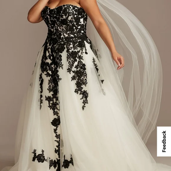 David's bridal Wedding dress - Picture 2 of 2